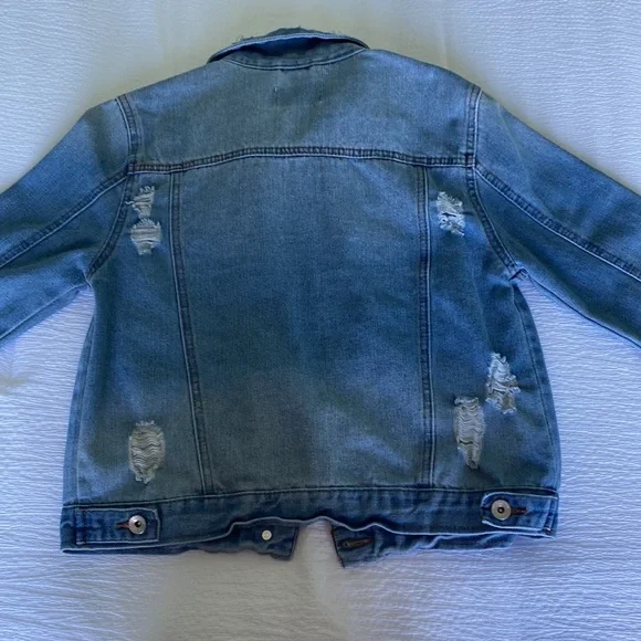 Women’s Ripped Jean Jacket - Picture 5 of 5